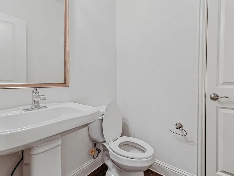 5208 McPherson Ln — Photo 7