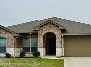 606 Cottage Row, Mabank, TX 75147