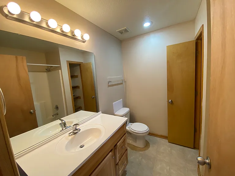 903 Jackalope Ct — Photo 10