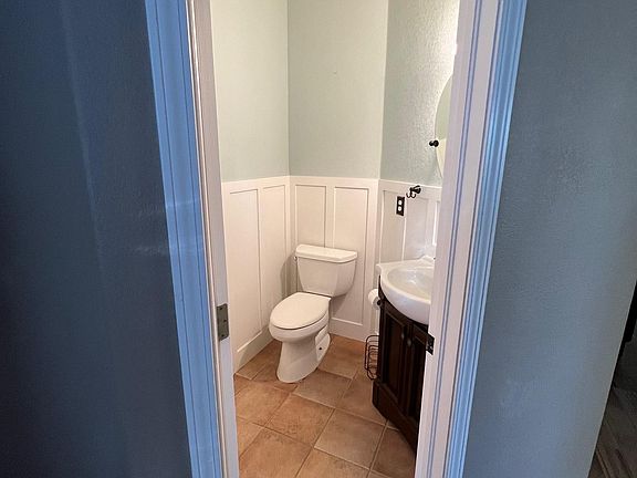 Main level bathroom