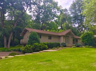 604 Kingsview Ln N, Plymouth, MN 55447