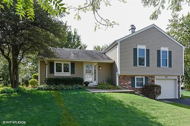 284 Pickett Ct photo 1