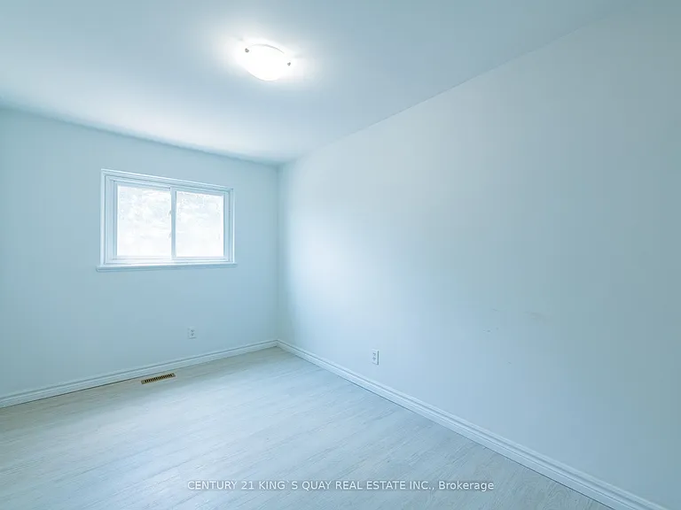 44 Chester Le Blvd #32 — Photo 22