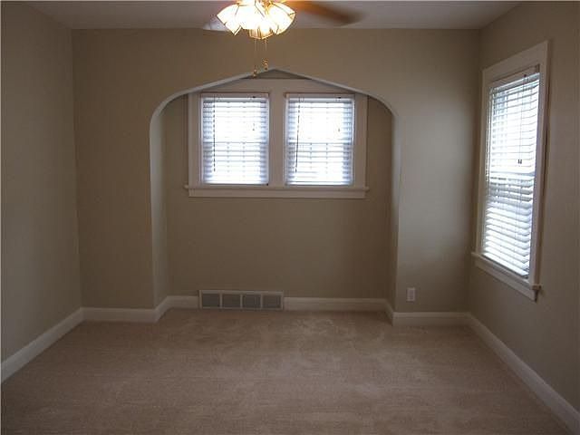 2nd image of 3917 Stannard Dr