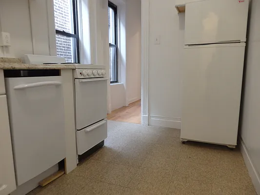 Rented by John O'Kelly Real Estate | media 21