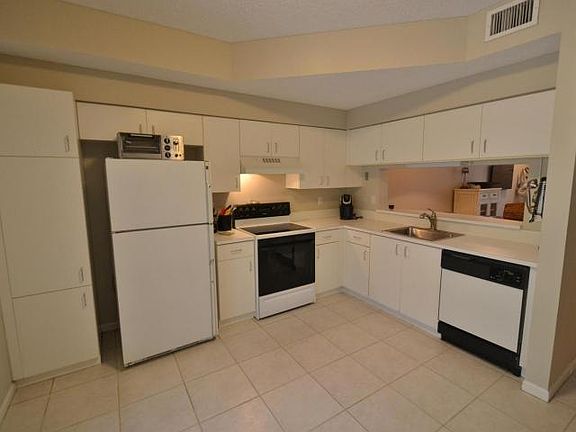 4th image of 909 Kokomo Key Ln #909