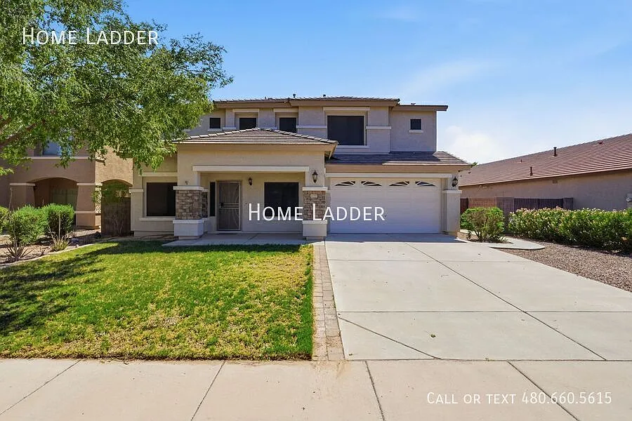 44507 W Redrock Rd