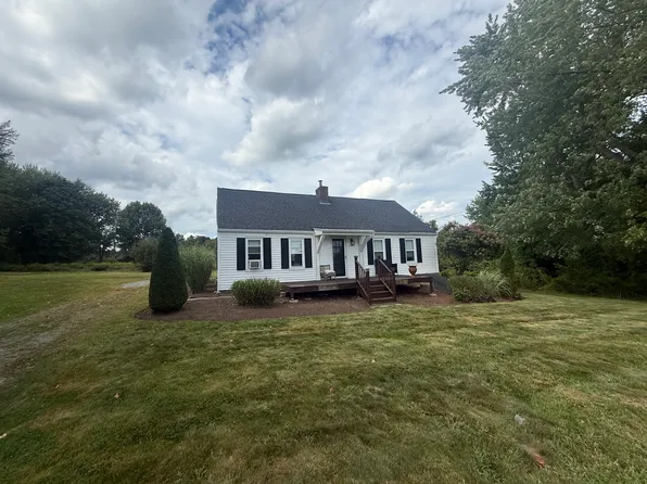425 Hope Rd, Cranston, RI 02921