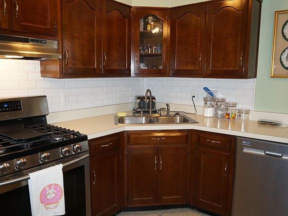 5th image of 5411 Sir Barton Dr