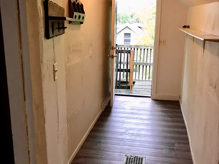 272 Kryder Ave #5 — Photo 6