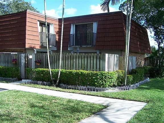 2nd image of 9920 NW 6th Pl