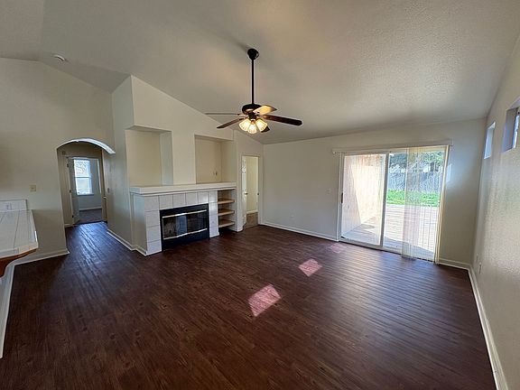2nd image of 2118 N Matthew Ct