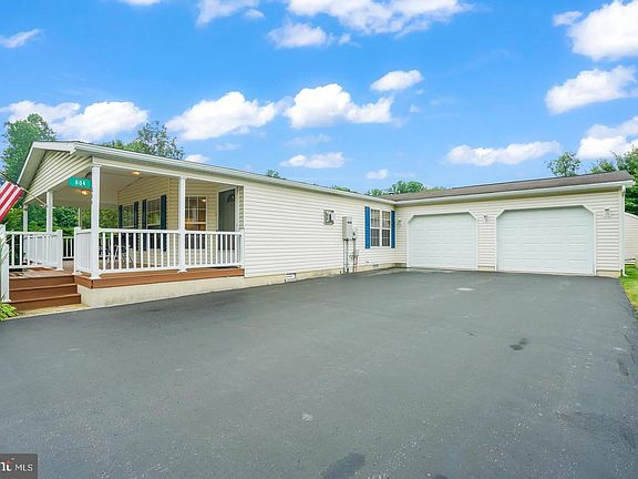 4th image of 604 Farmland Way