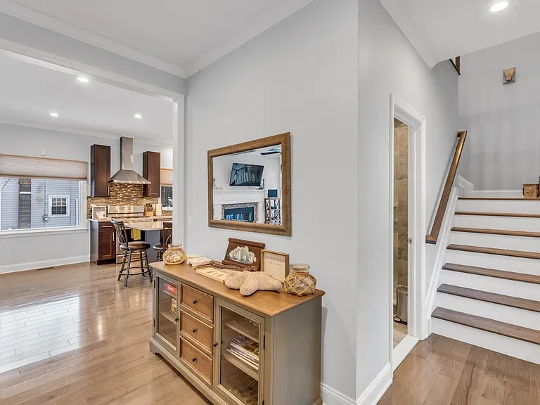 300 Fiddler Ln — Photo 12