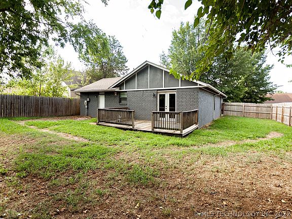 4th image of 1341 E 140th Pl