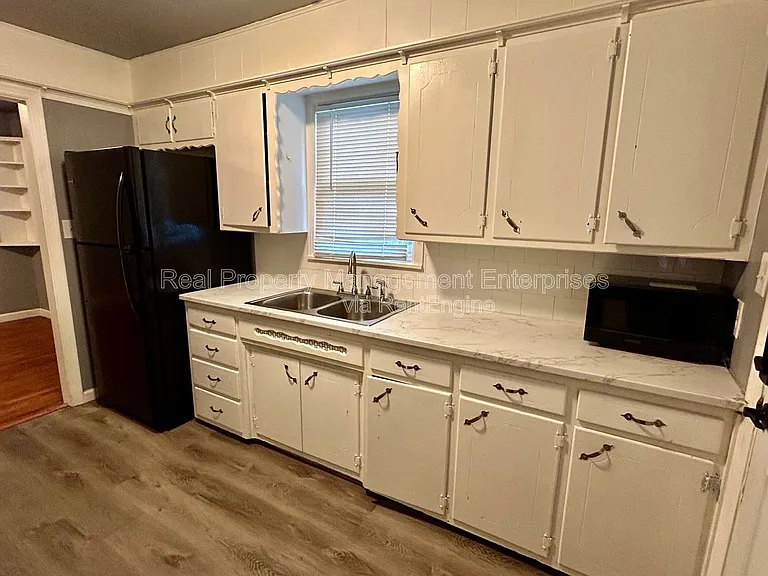 3044 NW 28th St — Photo 10