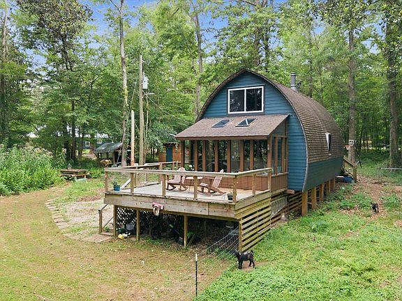 3rd image of 521 Conrad Hills Rd