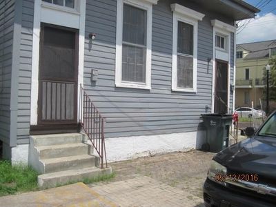 2105 Rousseau St, New Orleans, LA, 70130