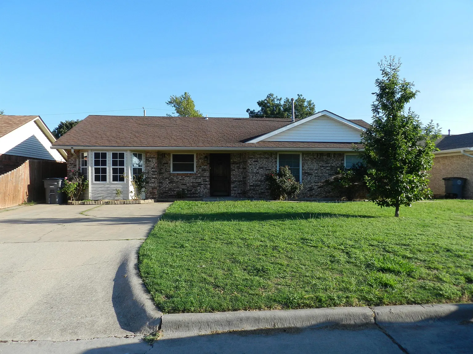 6415 Northwest Cherry Avenue - 1 — Photo 1