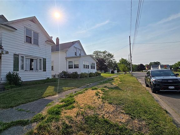 3rd image of 336 Nevins St