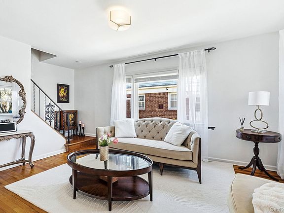 5th image of 64 W Fenimore Street