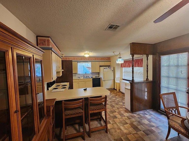 1313 Whippoorwill Dr — Photo 28