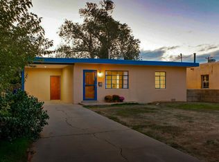 1311 Dartmouth Dr NE, Albuquerque, NM 87106