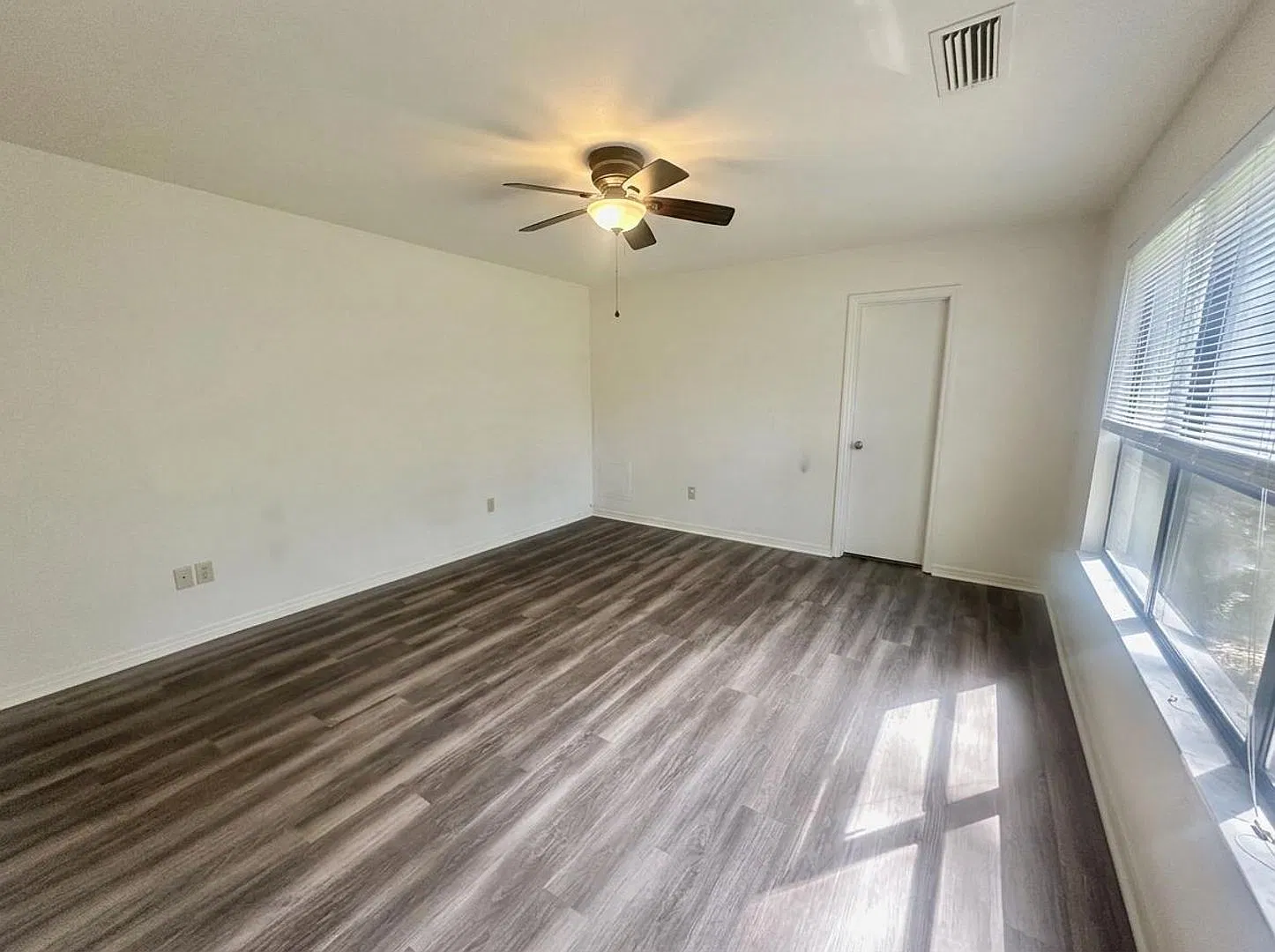Fully Remodeled - 1620 NW 23rd Street (Maple Ridge) — Photo 4