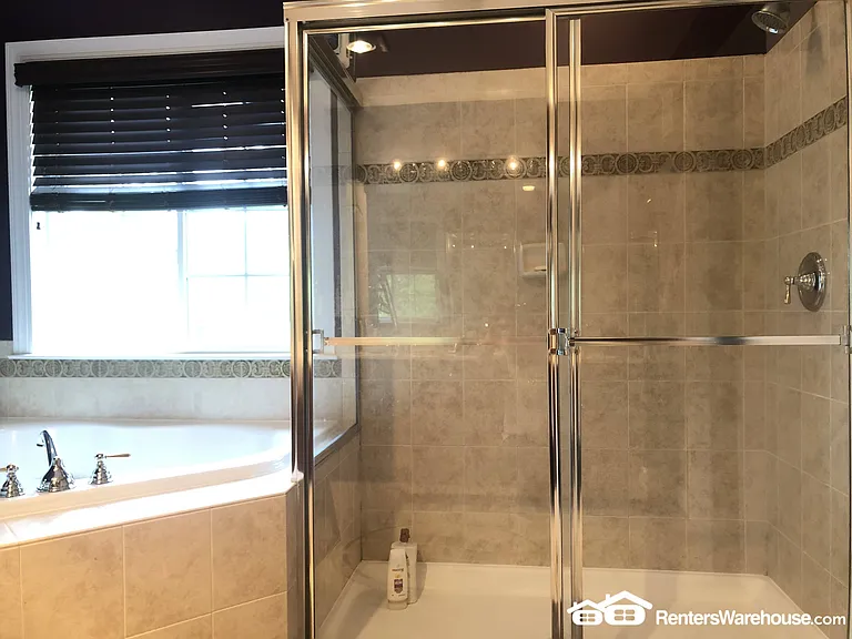 3511 Carriage Walk Ln — Photo 15