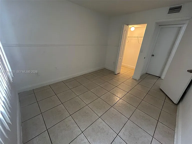 4205 N University Dr #112 — Photo 8