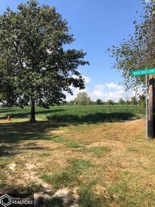 1 Wood Duck Cove Dr, West Burlington, IA, 52655