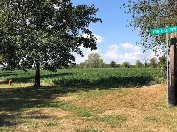1 Wood Duck Cove Dr, West Burlington, IA 52655