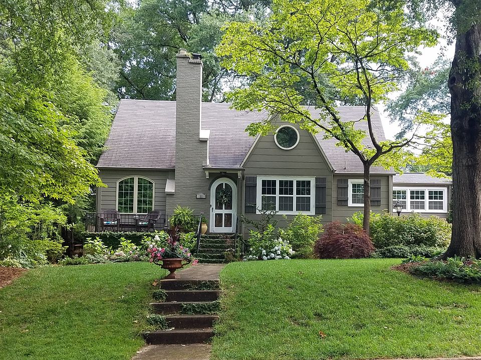 1st image of 11 N Park Dr