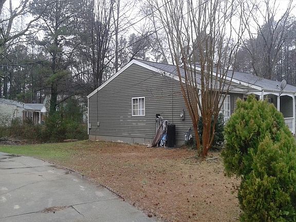 2nd image of 1224 Willow Brook Ct