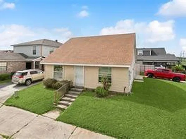 221 Liberty Terrace Dr, New Orleans, LA 70126