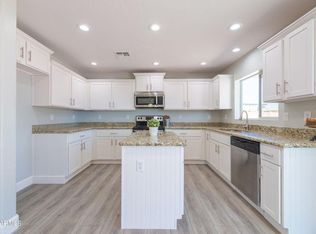 27957 N Silverbell Ct, San Tan Valley, AZ 85143