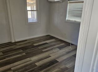 19281 4th St #B, Oro Grande, CA 92368