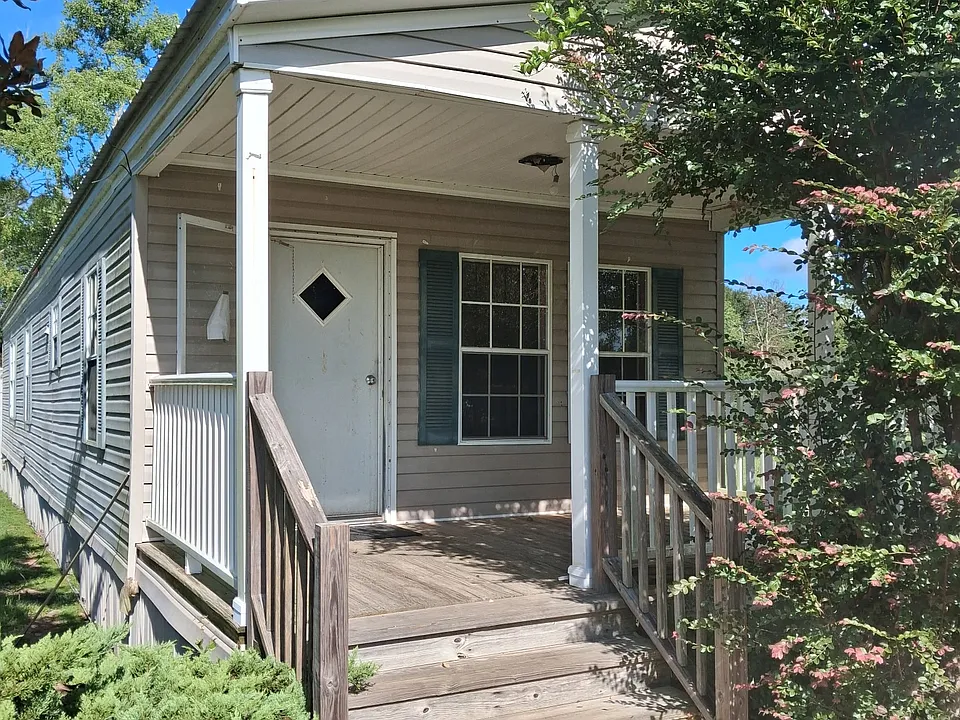 19353 Sunset Rd