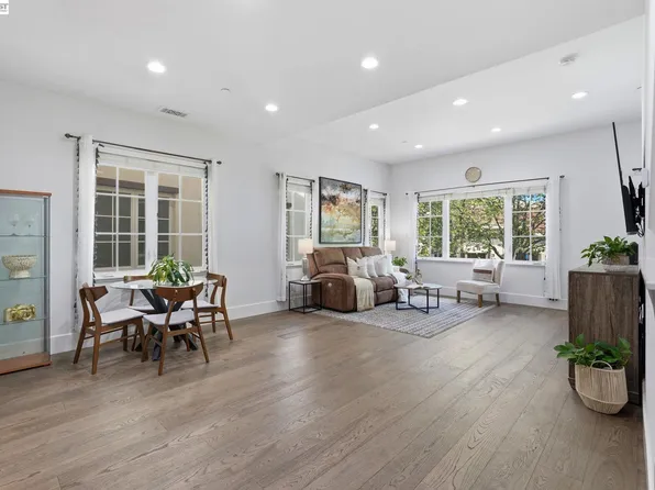 39567 Stevenson Pl, Fremont, CA 94539