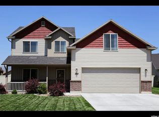 284 W Goodale Dr, Ogden, UT 84404