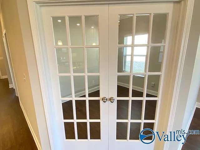 311 River Rock Dr — Photo 17