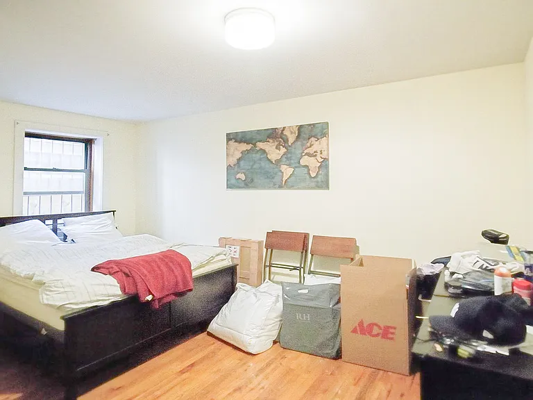 55 E 7th St #1 — Photo 3