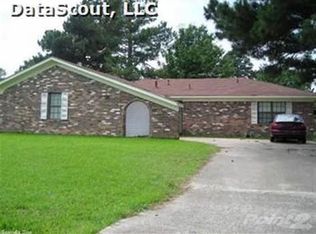 3804 Scenic Dr, Pine Bluff, AR 71603