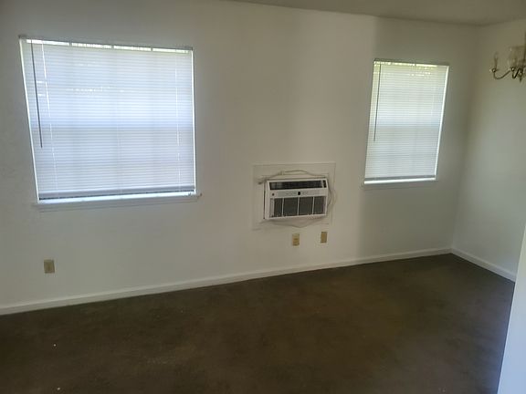 2nd image of 1324 Nylic St