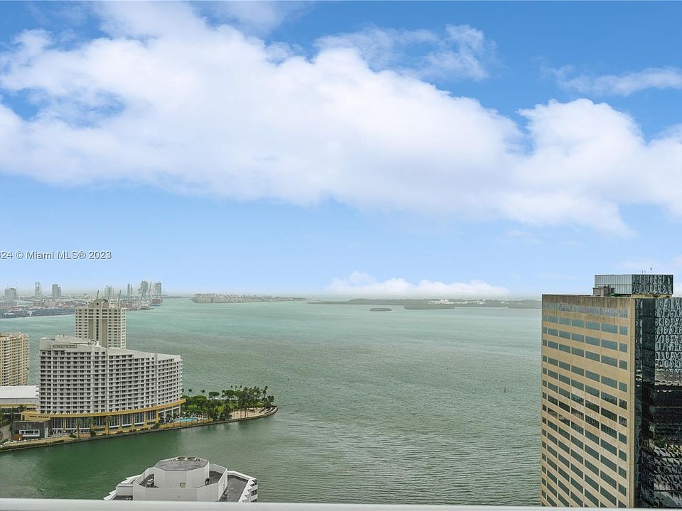1st image of 951 Brickell Ave APT 3706