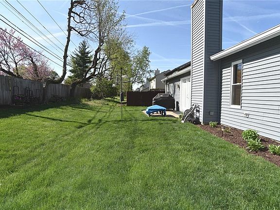 5th image of 8103 Snug Harbor Dr