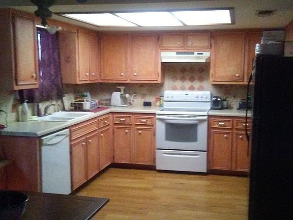 5th image of 50303 Raindance Dr