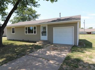 718 Walnut St, South Coffeyville, OK 74072