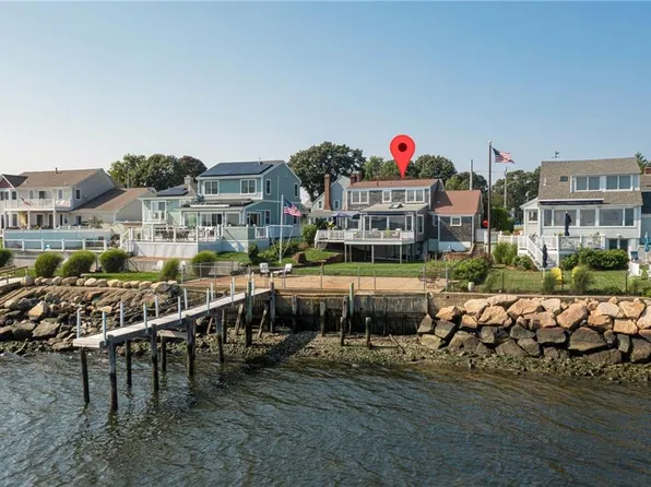 21 Sea View Ave E, Riverside, RI 02915