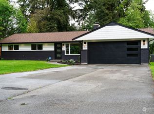 19714 71st Pl W, Lynnwood, WA 98036